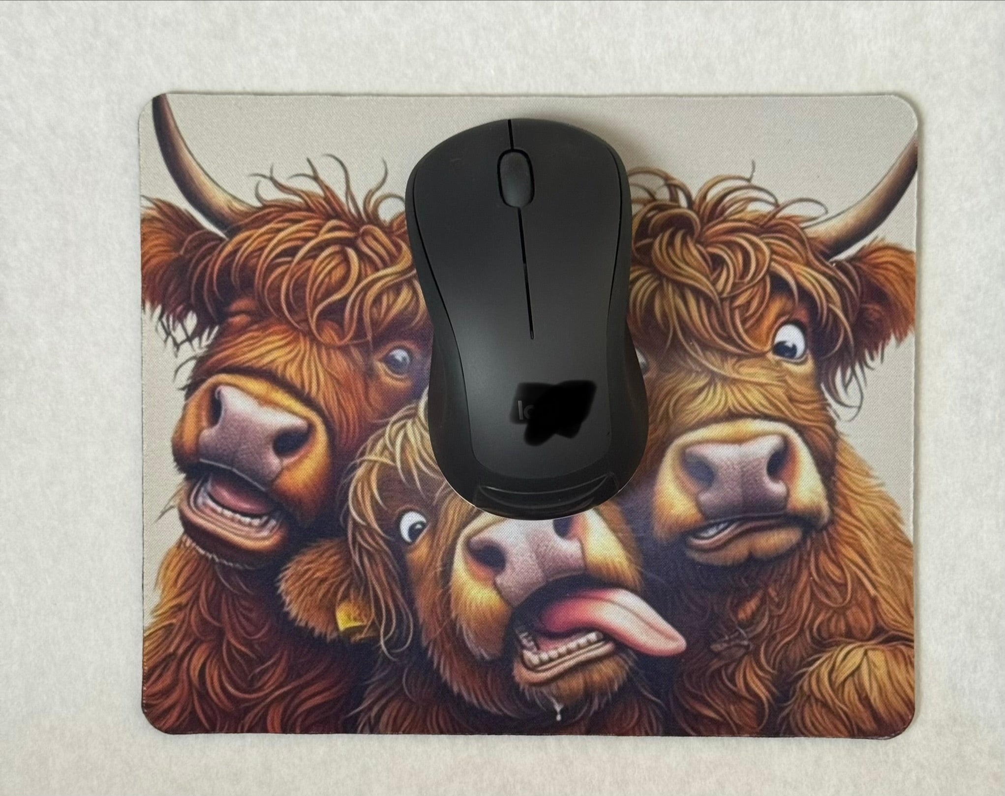 Funny Highland Cow Mouse Pad – Cute Scottish Cow Mousemat with Cartoon Farm Animals – Non Slip Desk Mouse Pad for Office